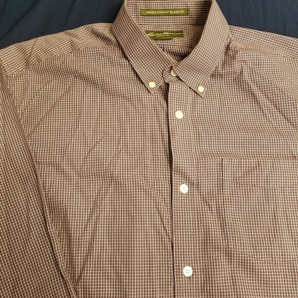 EDDIE BAUER BUTTON DOWN LONG SLEEVE MENS Wrinkle Resistant Relaxed Fit Large - Picture 1 of 7